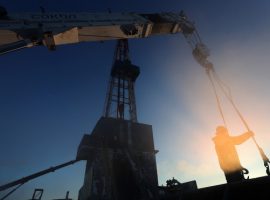 Закон о новом налоге для нефтяников приняли в первом чтении