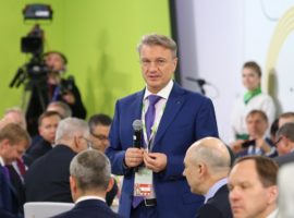 «Ничего не работает, и мы не можем понять почему»: Греф обсудил с чиновниками реформы в России